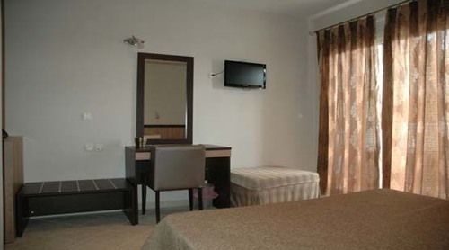 Sarti Plaza Hotel Ngoại thất bức ảnh